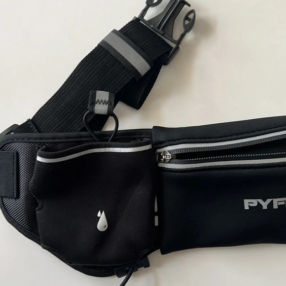 PYFK Running Belt. Water containers not included. - Picture 2 of 8
